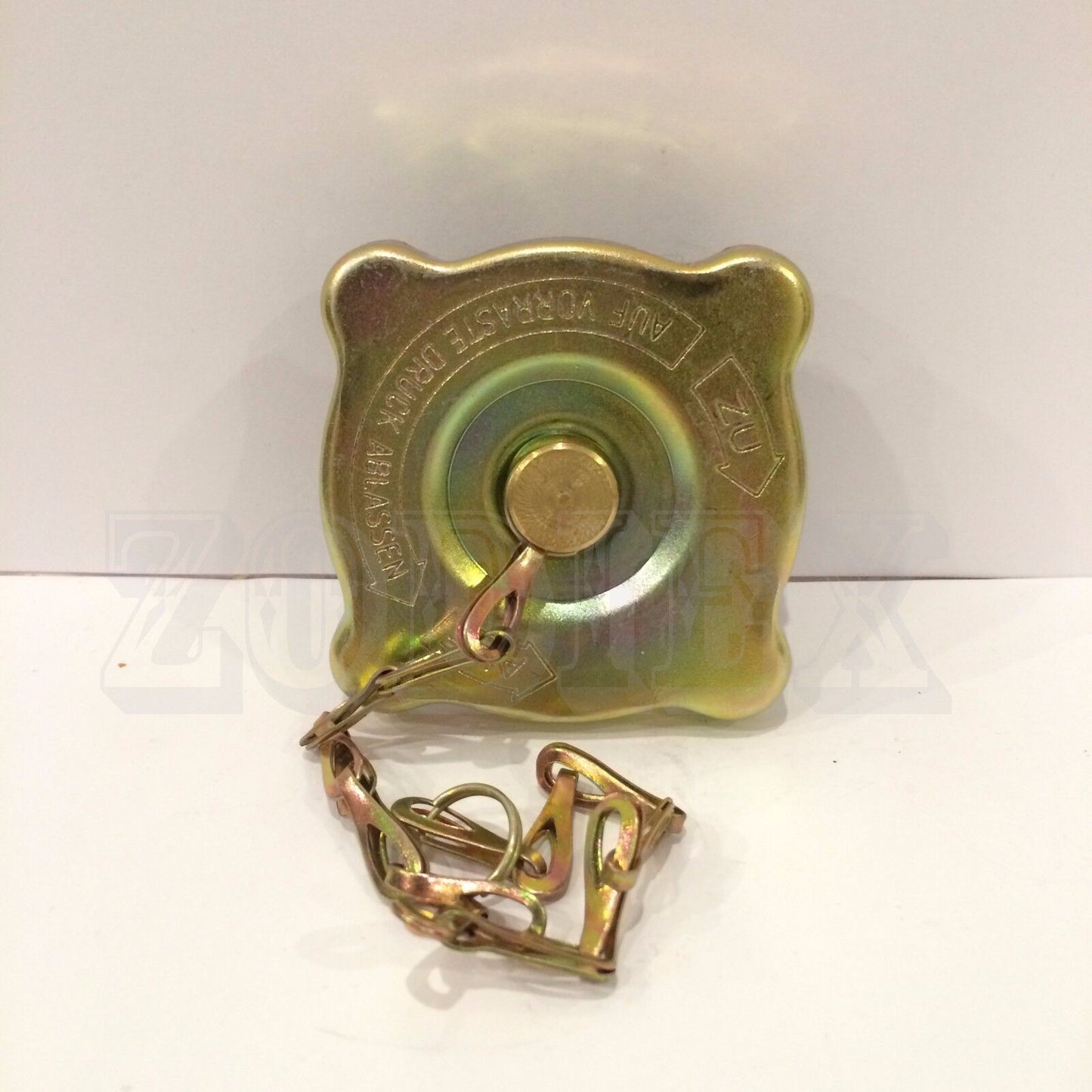ZINC 0.7 BAR RADIATOR CAP WITH CHAIN MERCEDES BENZ Bus Truck Lorry
