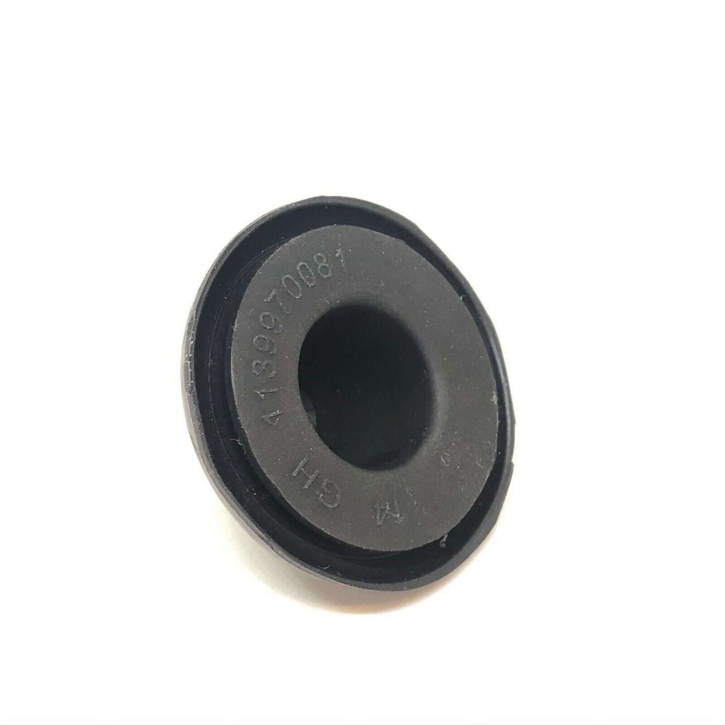 W115 MERCEDES BENZ GROMMET 1139970081